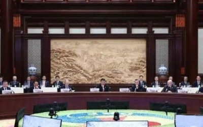 力所能及時，給家里備置幾件紅木家具！