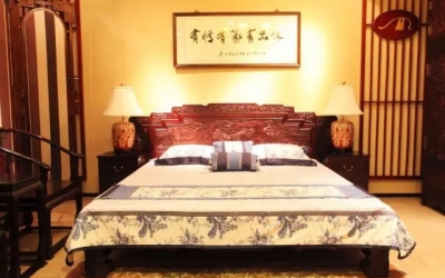 百年中式家裝，千年紅木家具。